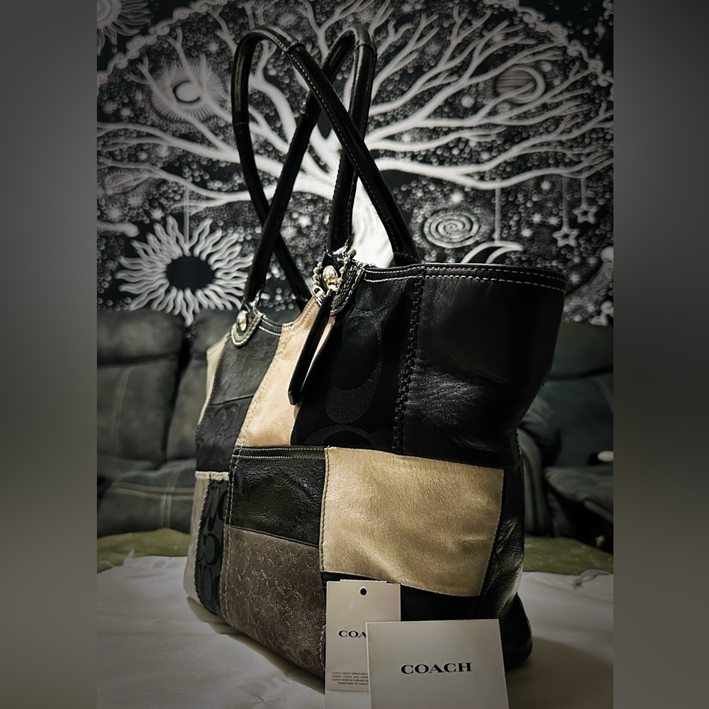 Rare Vintage Y2K style Coach Tote bag Black and Cream Patchwork shoulder bag - Picture 17 of 17